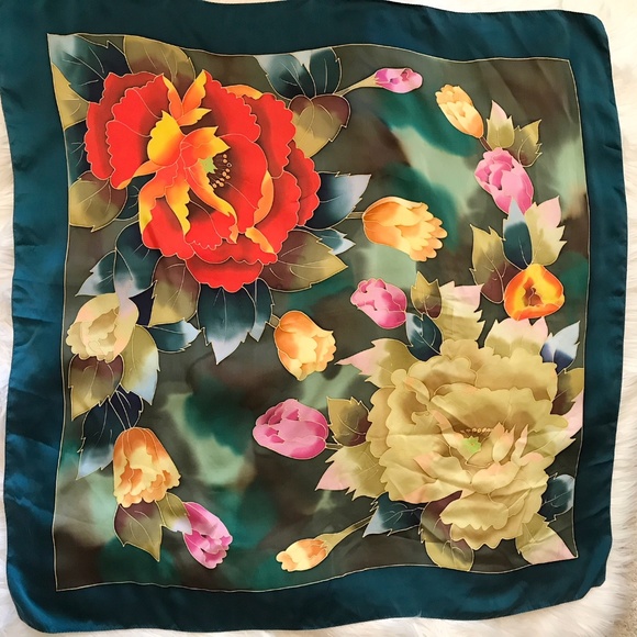 Accessories - Large Silk Graphic Floral Scarf Flawless 42" sq